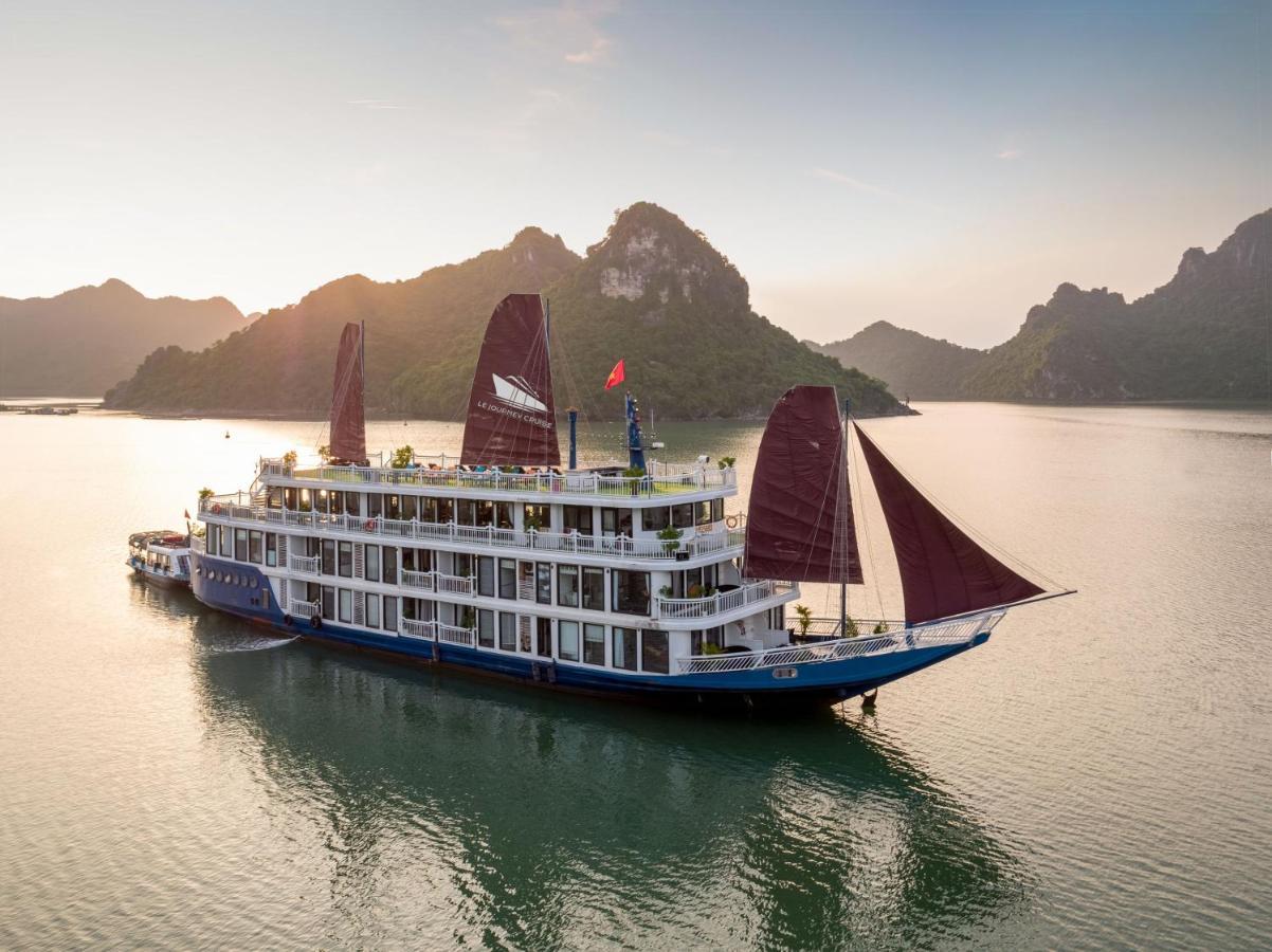 Le Journey Luxury Cruise Hotel Ha Long Esterno foto