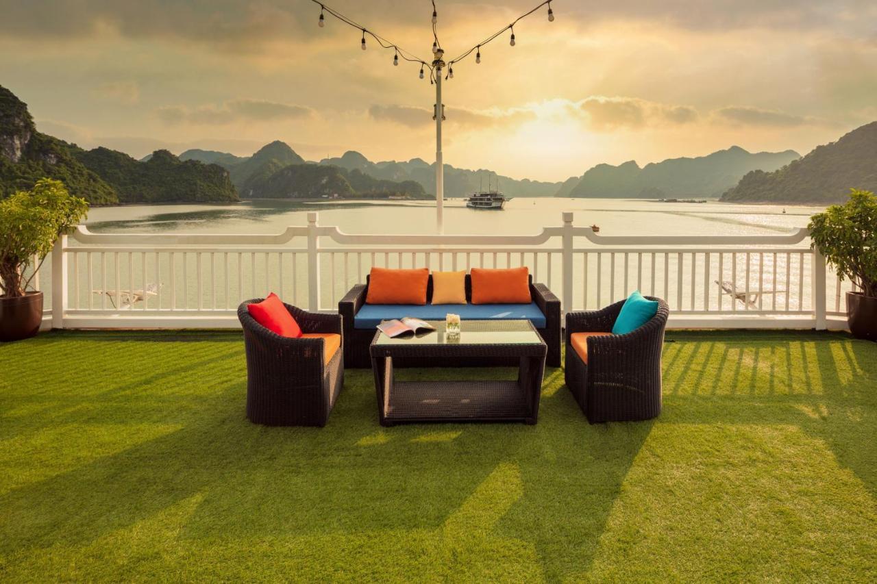 Le Journey Luxury Cruise Hotel Ha Long Esterno foto